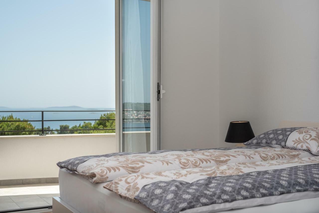 Villa Confido Luxury Apartment 01 Seget Donji Exterior photo