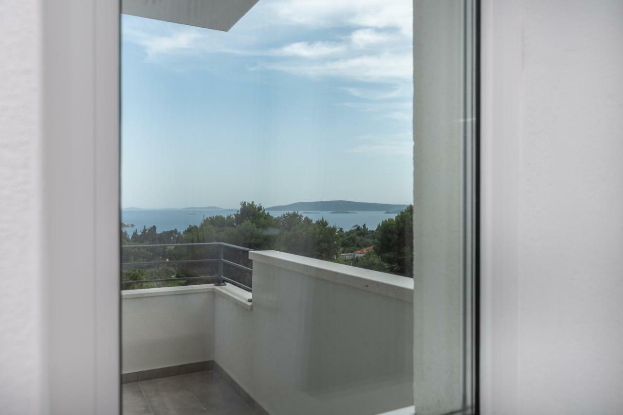 Villa Confido Luxury Apartment 01 Seget Donji Exterior photo